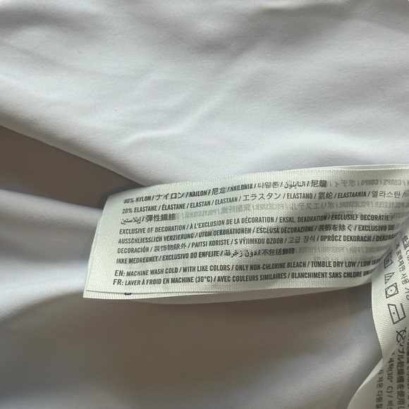 Abercrombie & Fitch Pleated Traveler Skort Tennis Skirt in White Women’s Medium - Picture 8 of 8